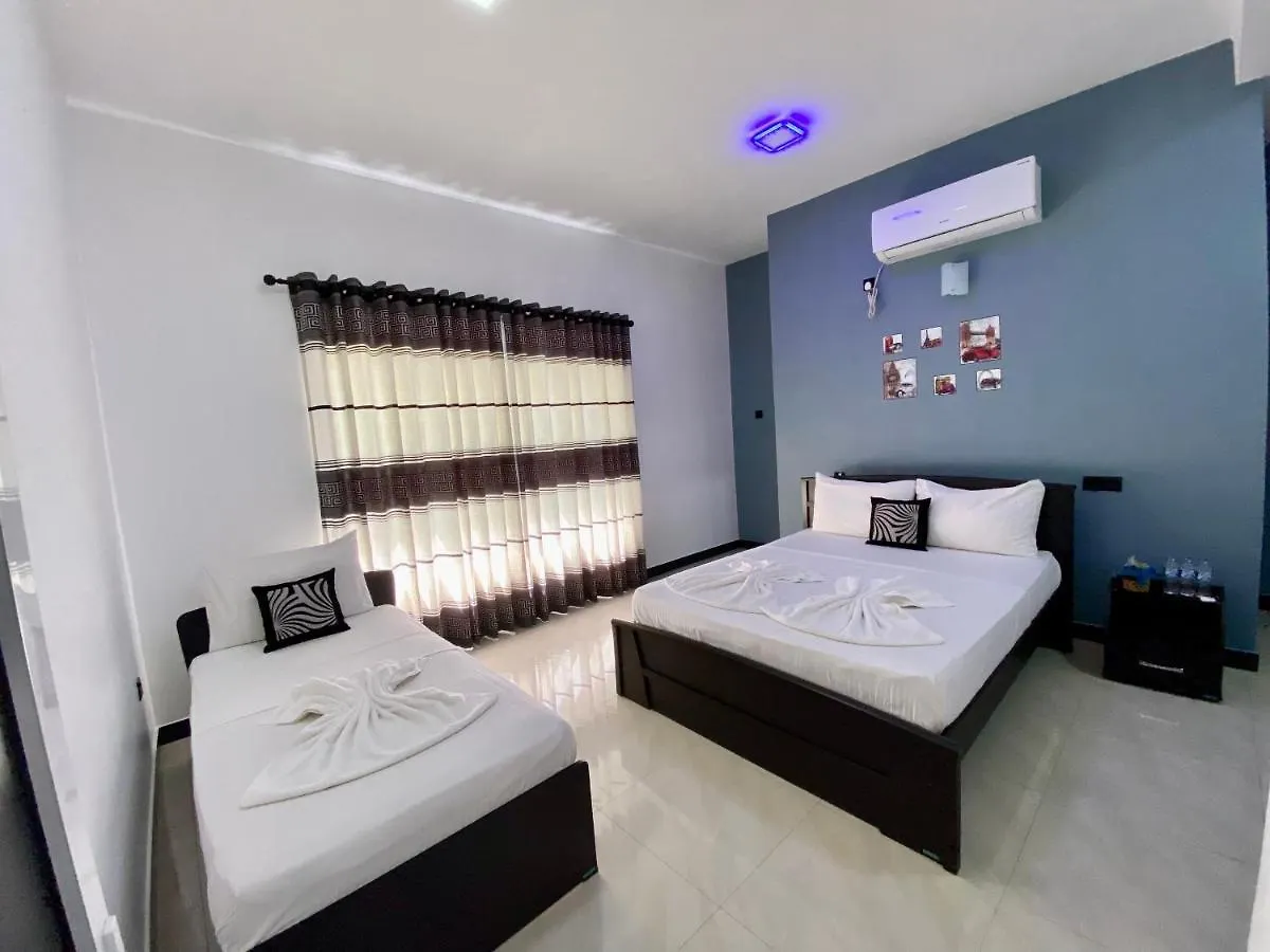 Mountain White Villa By Sunrise Kandy Sri Lanka