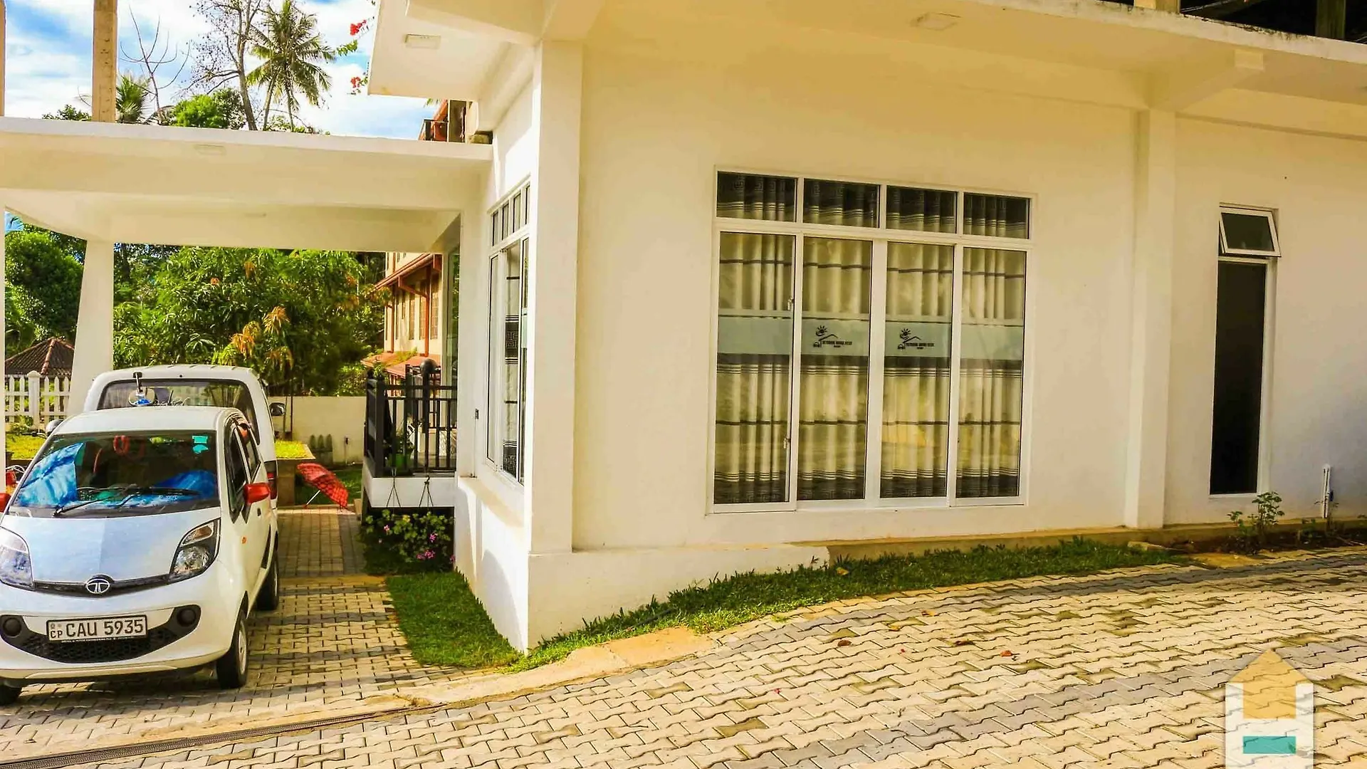 Mountain White Villa By Sunrise Kandy 0*,